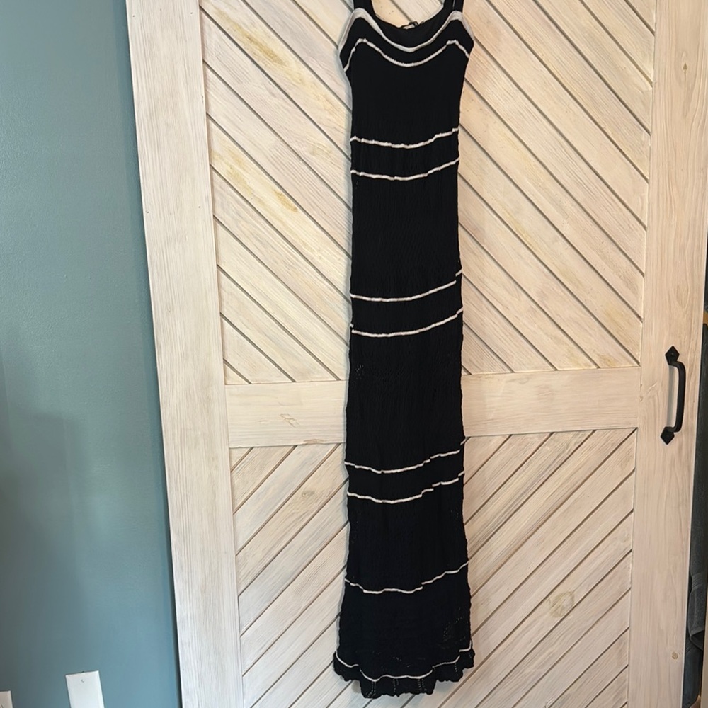 Abercrombie & Fitch Black and White Spaghetti Strap Maxi Dress
